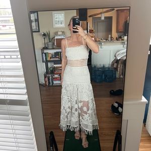 Alexis Legends Floral Embroidered Midi Dress Medium Moon Light